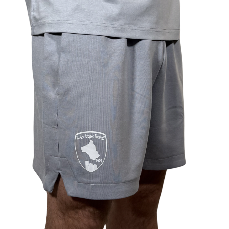 Short Lifestyle Silver
